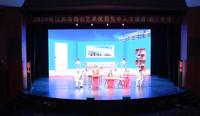 常州牛年消費(fèi)市場(chǎng)開(kāi)門“別樣紅” 文藝創(chuàng)作助力城市活力煥新